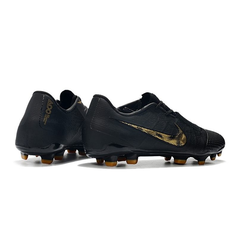 nike phantom football boots black and gold
