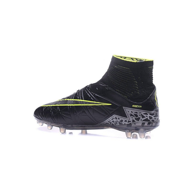 Nike Crampons Hypervenom Phantom III Dynamic Fit FG