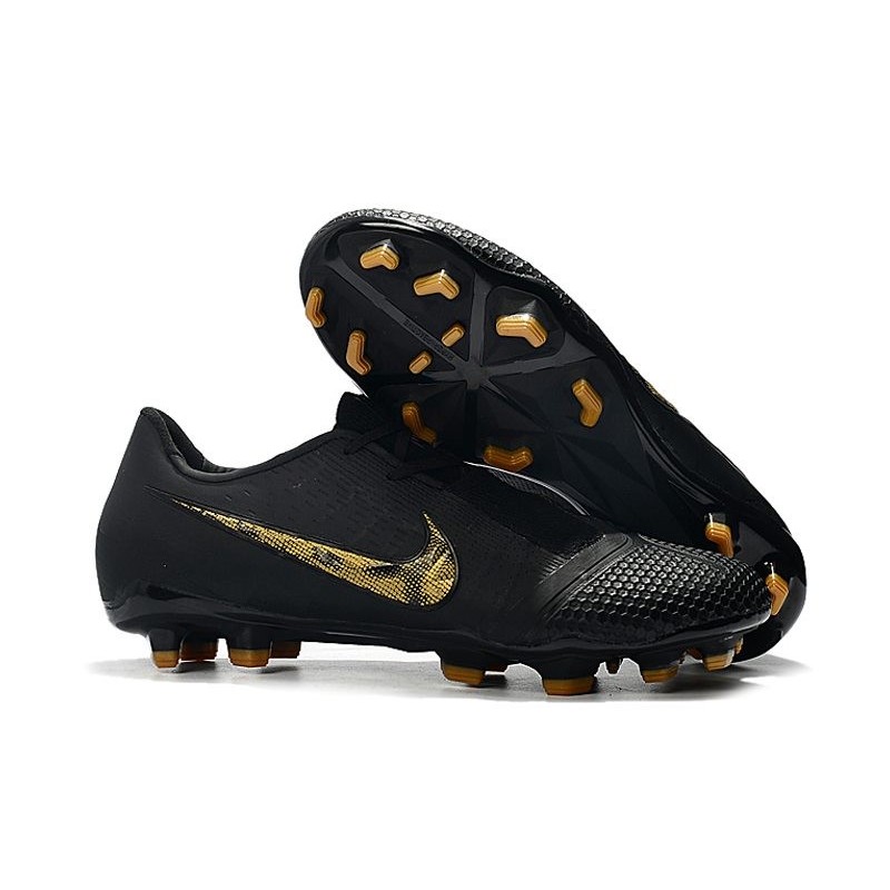 black and gold nike boots