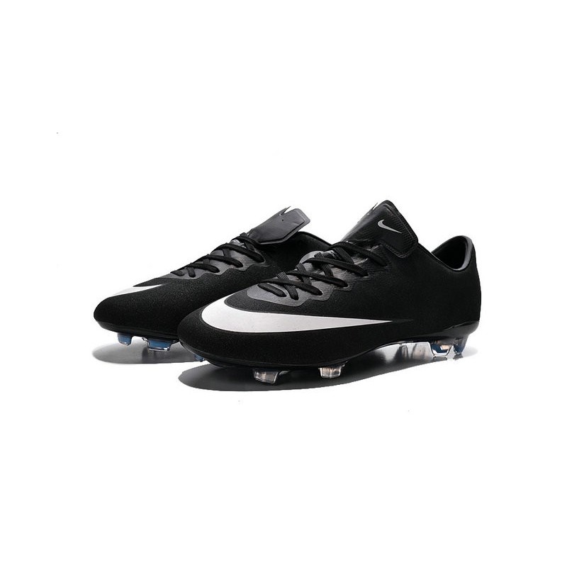 nike cr7 black and white