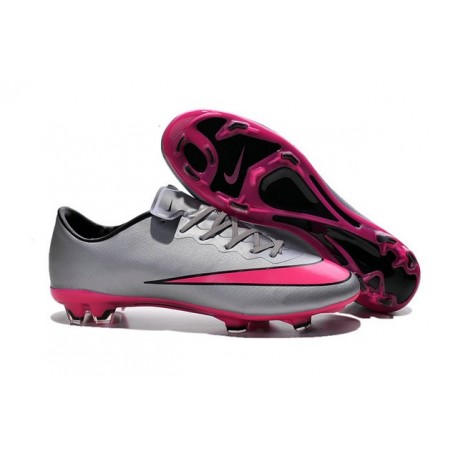 ronaldo pink shoes