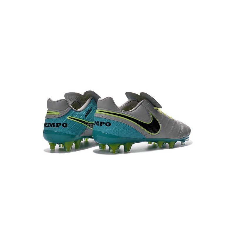 legends cleats