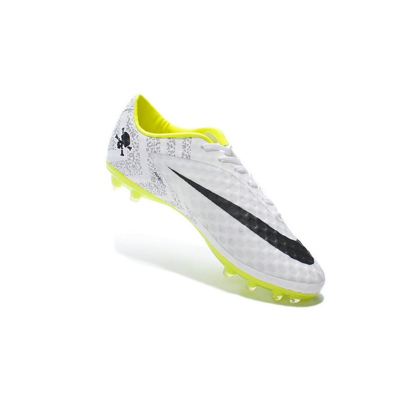neymar black cleats