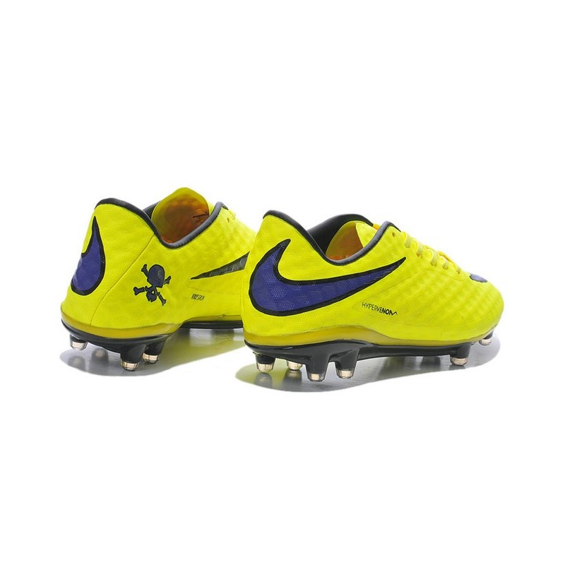 nike phantom venom volt