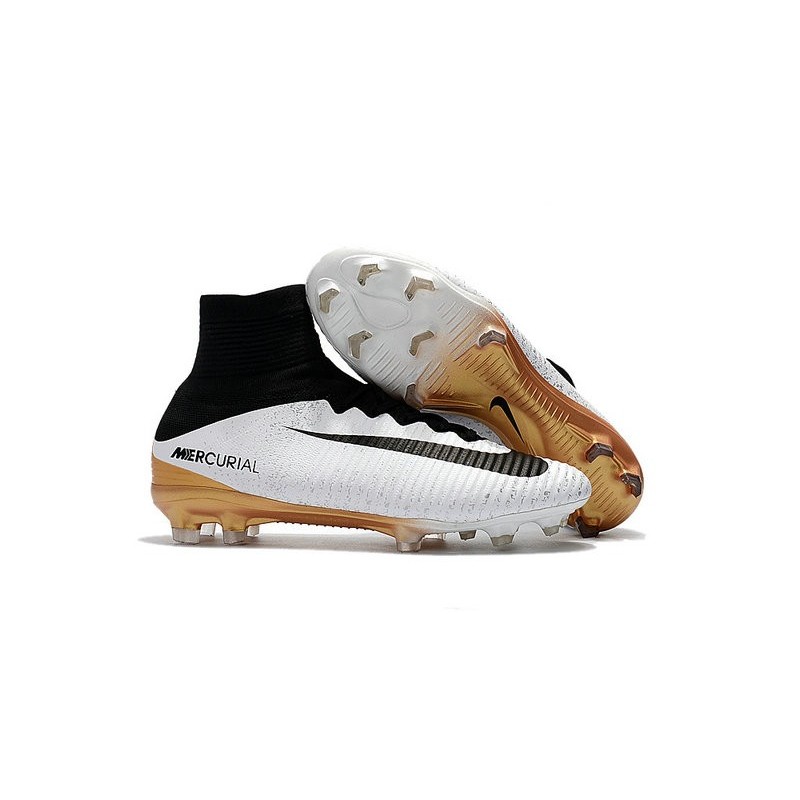 black and gold nike soccer cleats