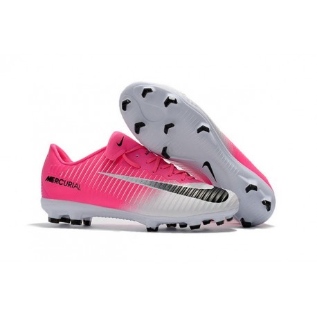 ronaldo pink cleats