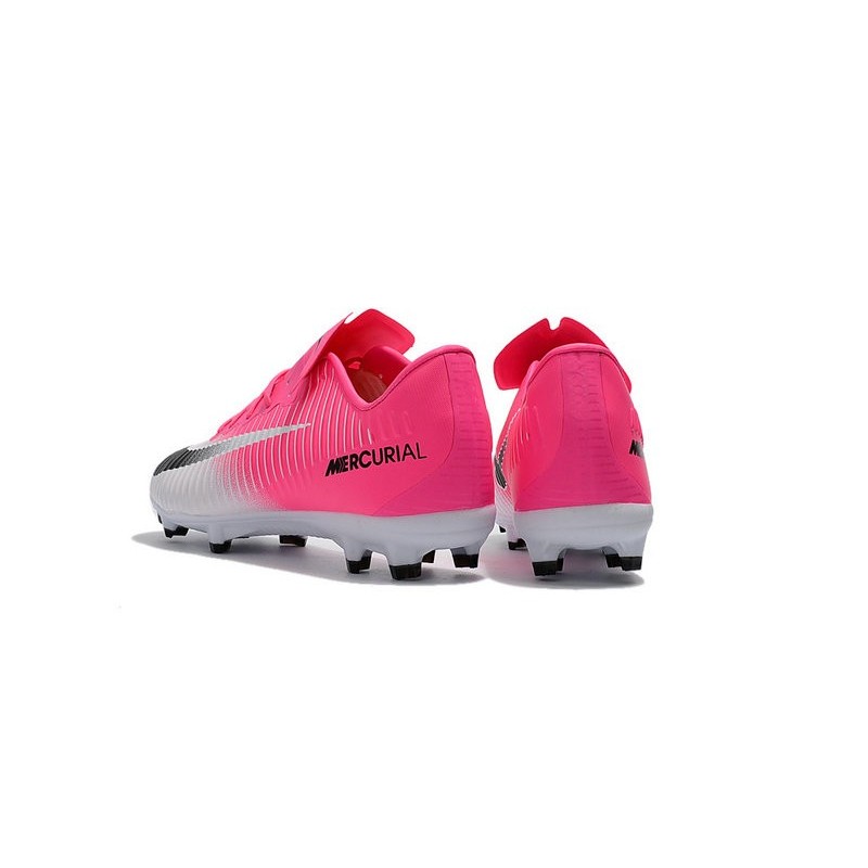 ronaldo pink cleats