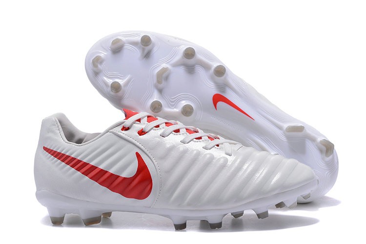 nike football cleats 2017