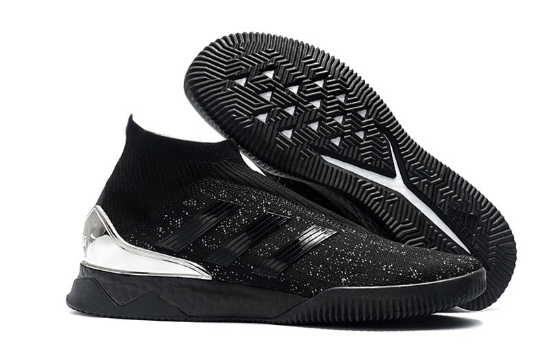 ultra boost predator 18