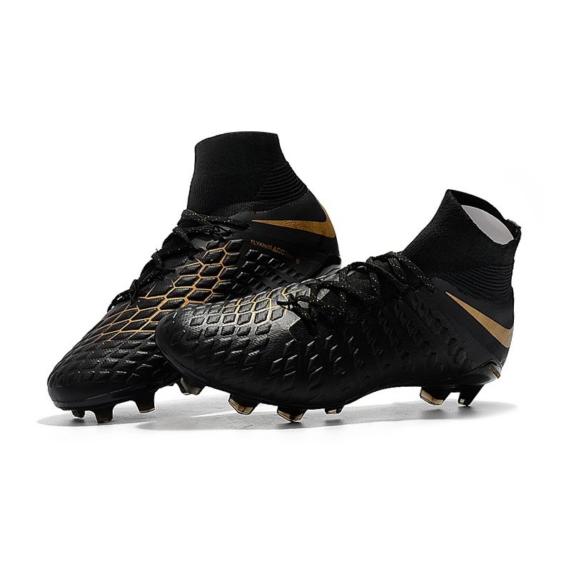 black nike hypervenom cleats