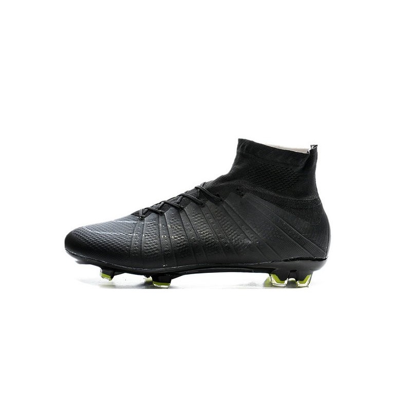 ronaldo boots black