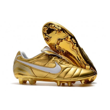 r10 cleats